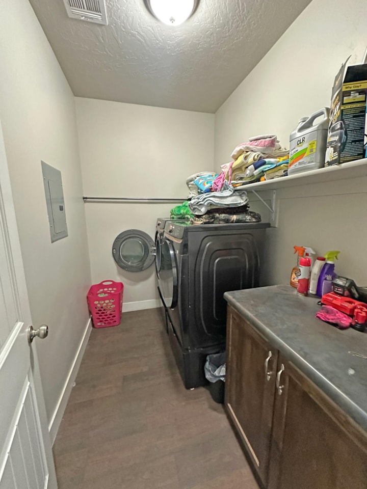 166 W Chesterfield DR Washington, UT 84780 home for sale, MLS#25-265108 - Erika Rogers Photo 21