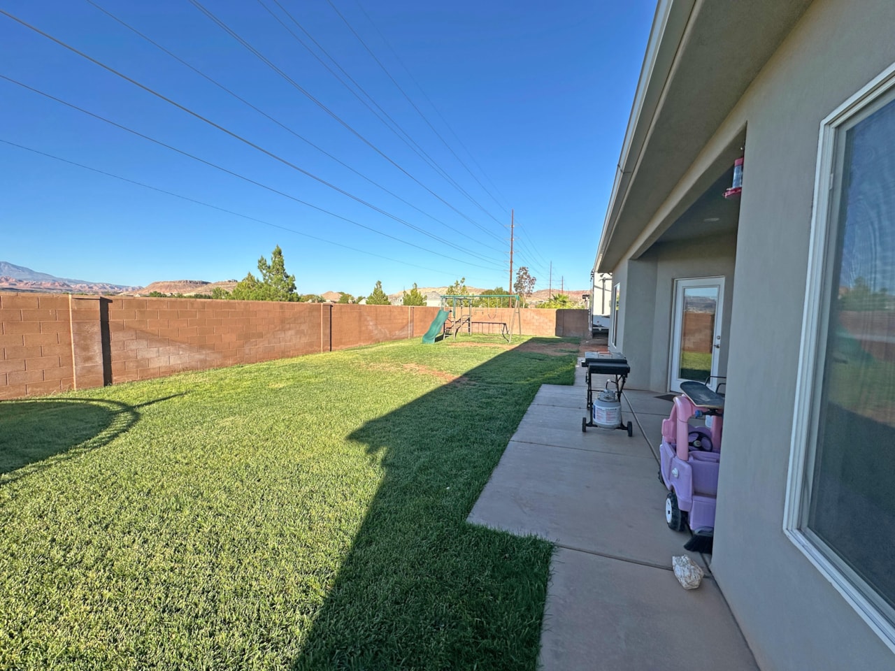 166 W Chesterfield DR Washington, UT 84780 home for sale, MLS#25-265108 - Erika Rogers Photo 26