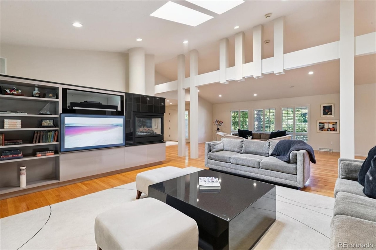 4010 S Holly St Southmoor Vista Cherry Hills Discover the ultimate fusion of TIMELESS DESIGN, MODERN LUXURY, & SERENE OUTDOOR BEAUTY in this... Cherry Hills Village Arapahoe CO 80111 3174346 home for sale $1,890,000 3174346 Photo 11