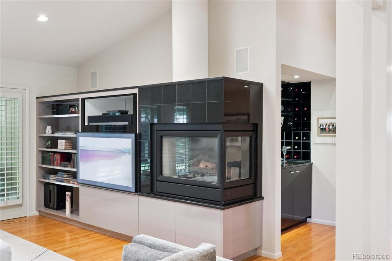 4010 S Holly St Southmoor Vista Cherry Hills Discover the ultimate fusion of TIMELESS DESIGN, MODERN LUXURY, & SERENE OUTDOOR BEAUTY in this... Cherry Hills Village Arapahoe CO 80111 3174346 home for sale $1,890,000 3174346 Photo 12