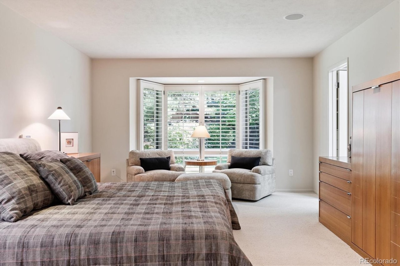 4010 S Holly St Southmoor Vista Cherry Hills Discover the ultimate fusion of TIMELESS DESIGN, MODERN LUXURY, & SERENE OUTDOOR BEAUTY in this... Cherry Hills Village Arapahoe CO 80111 3174346 home for sale $1,890,000 3174346 Photo 26