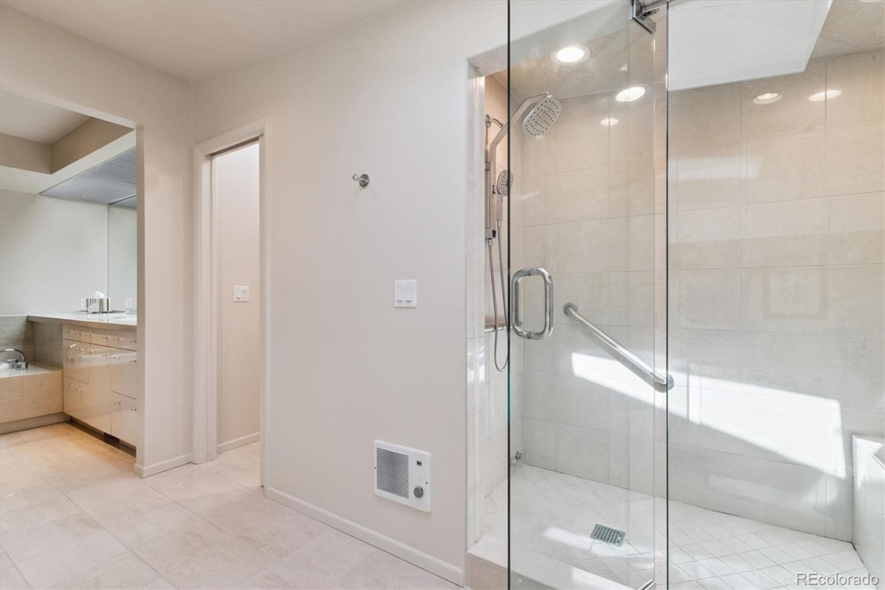 4010 S Holly St Southmoor Vista Cherry Hills Discover the ultimate fusion of TIMELESS DESIGN, MODERN LUXURY, & SERENE OUTDOOR BEAUTY in this... Cherry Hills Village Arapahoe CO 80111 3174346 home for sale $1,890,000 3174346 Photo 30