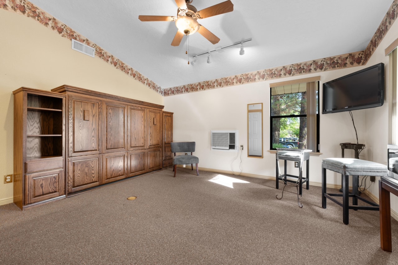 1430 Navajo DR St George, UT 84790 home for sale, MLS#25-265667 - Erika Rogers Photo 42