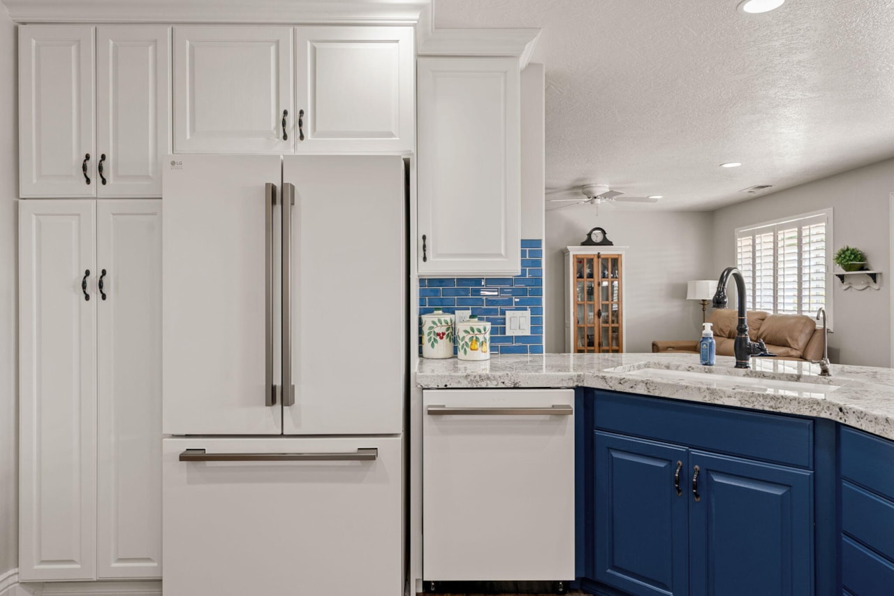 929 S Golda DR St George, UT 84790 home for sale, MLS#25-265688 - Erika Rogers Photo 17