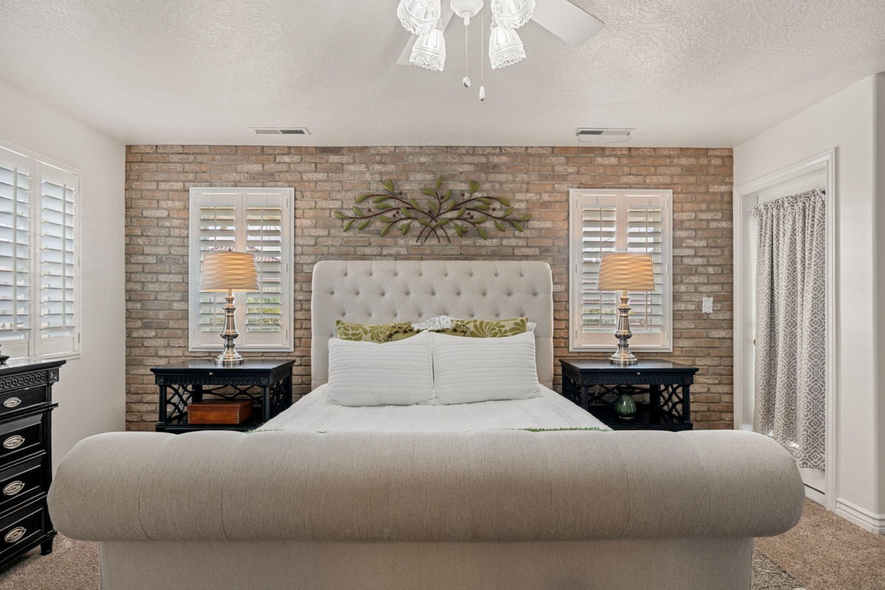 929 S Golda DR St George, UT 84790 home for sale, MLS#25-265688 - Erika Rogers Photo 25