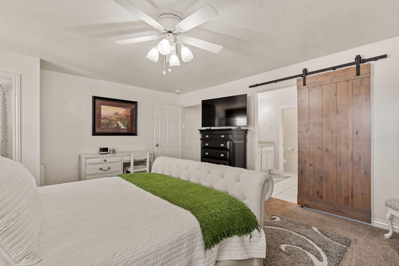 929 S Golda DR St George, UT 84790 home for sale, MLS#25-265688 - Erika Rogers Photo 26