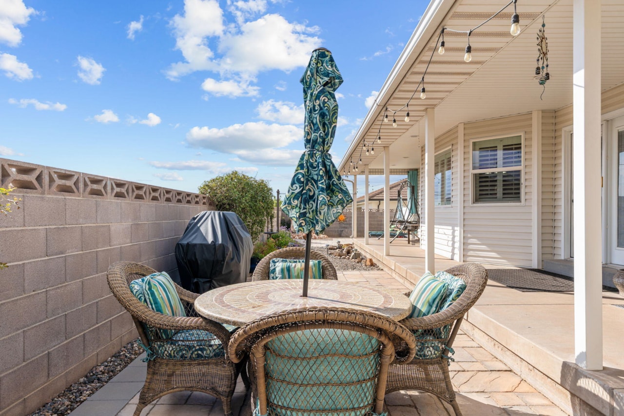 929 S Golda DR St George, UT 84790 home for sale, MLS#25-265688 - Erika Rogers Photo 53