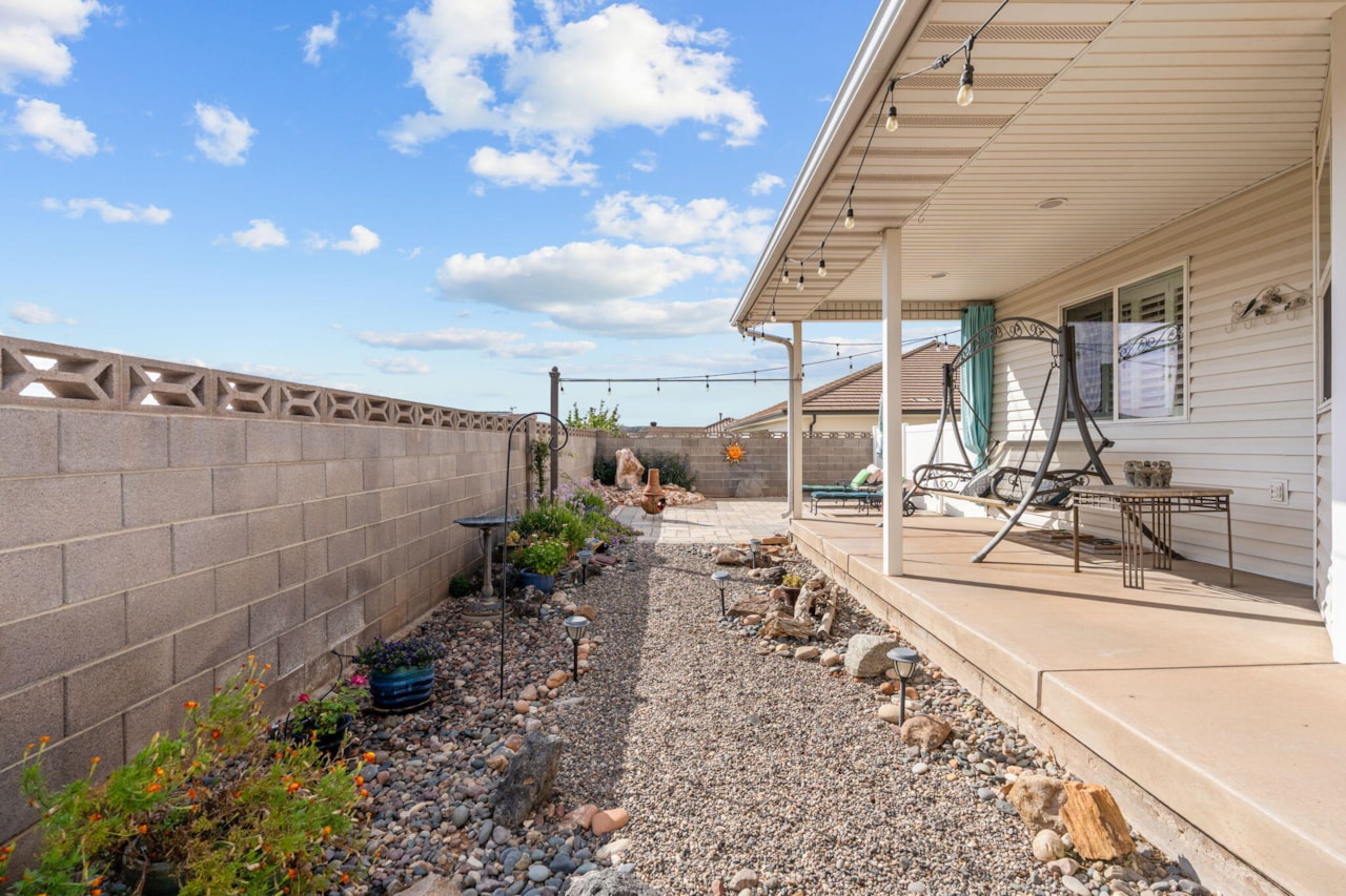 929 S Golda DR St George, UT 84790 home for sale, MLS#25-265688 - Erika Rogers Photo 55