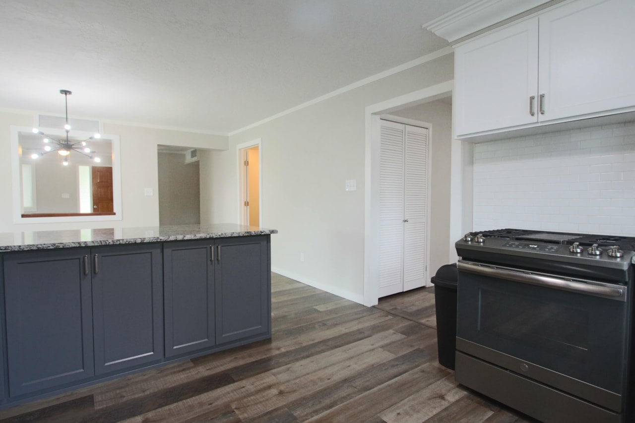 419 S 100 ST E Washington, UT 84780 home for sale, MLS#25-265449 - Erika Rogers Photo 7