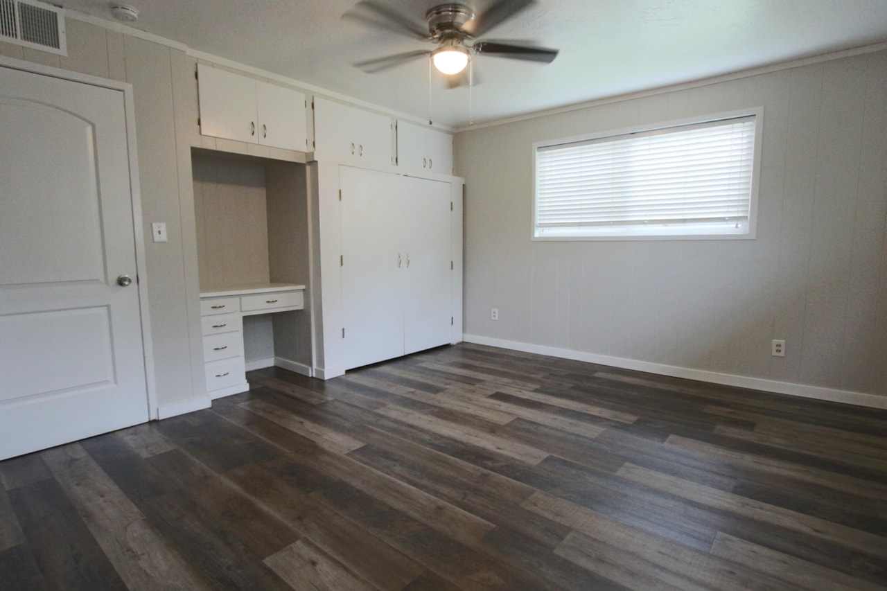 419 S 100 ST E Washington, UT 84780 home for sale, MLS#25-265449 - Erika Rogers Photo 19