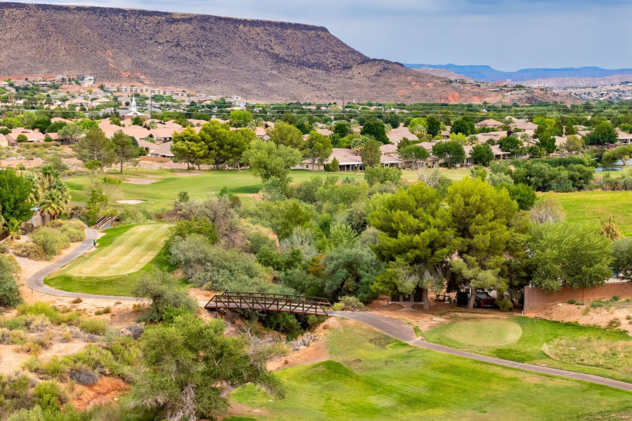 271 Country Ln LN #60 St George, UT 84770 condo for sale, MLS#25-265722 - Erika Rogers Photo 9