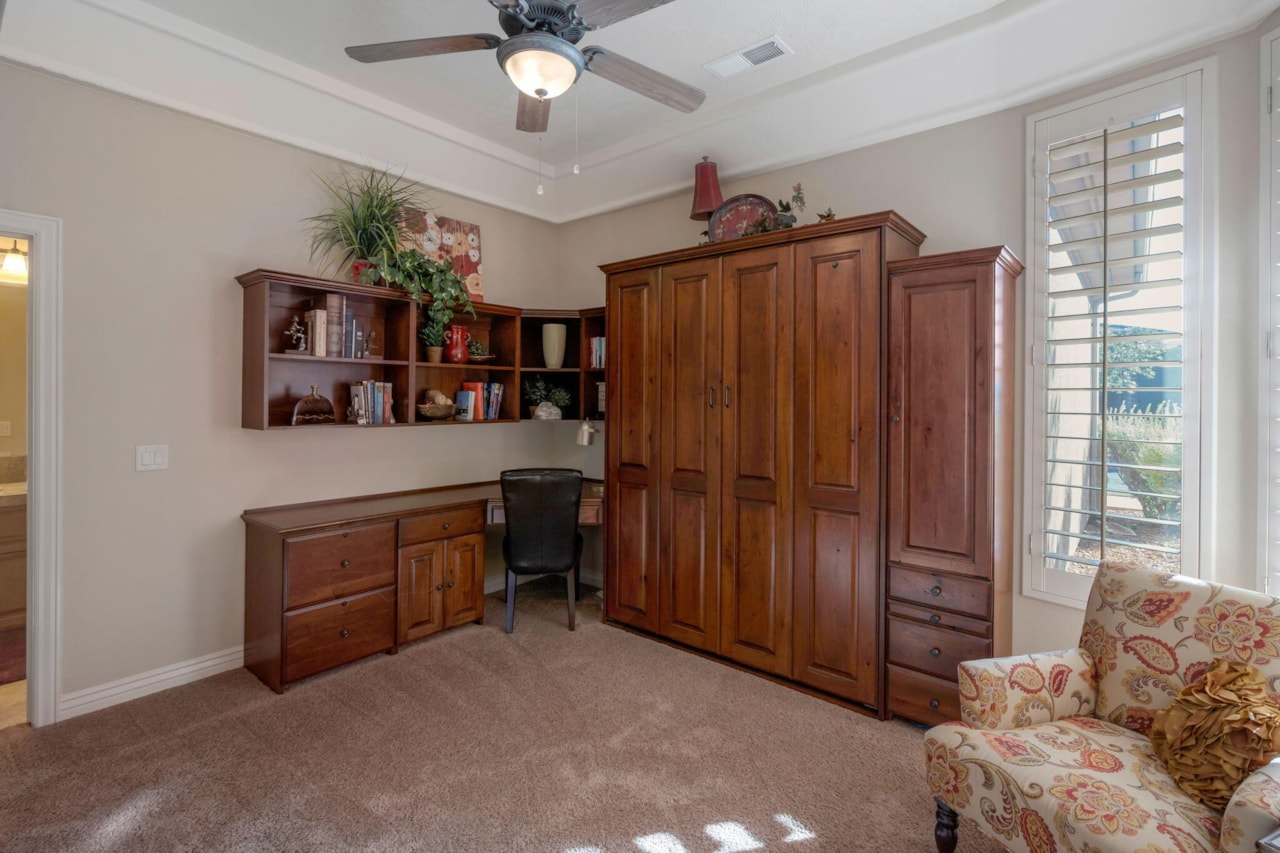 1691 N Palo Verda DR St George, UT 84770 home for sale, MLS#25-265733 - Erika Rogers Photo 13