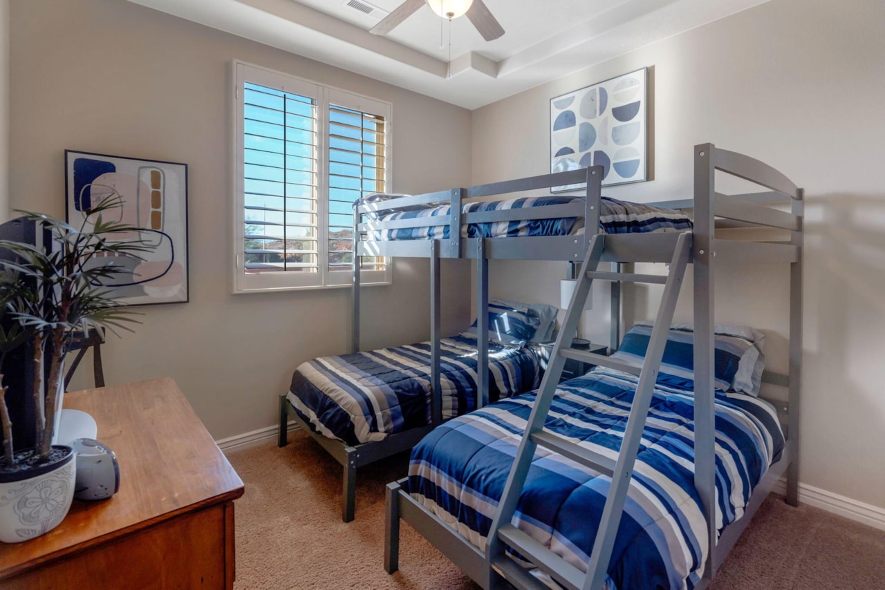 1691 N Palo Verda DR St George, UT 84770 home for sale, MLS#25-265733 - Erika Rogers Photo 19