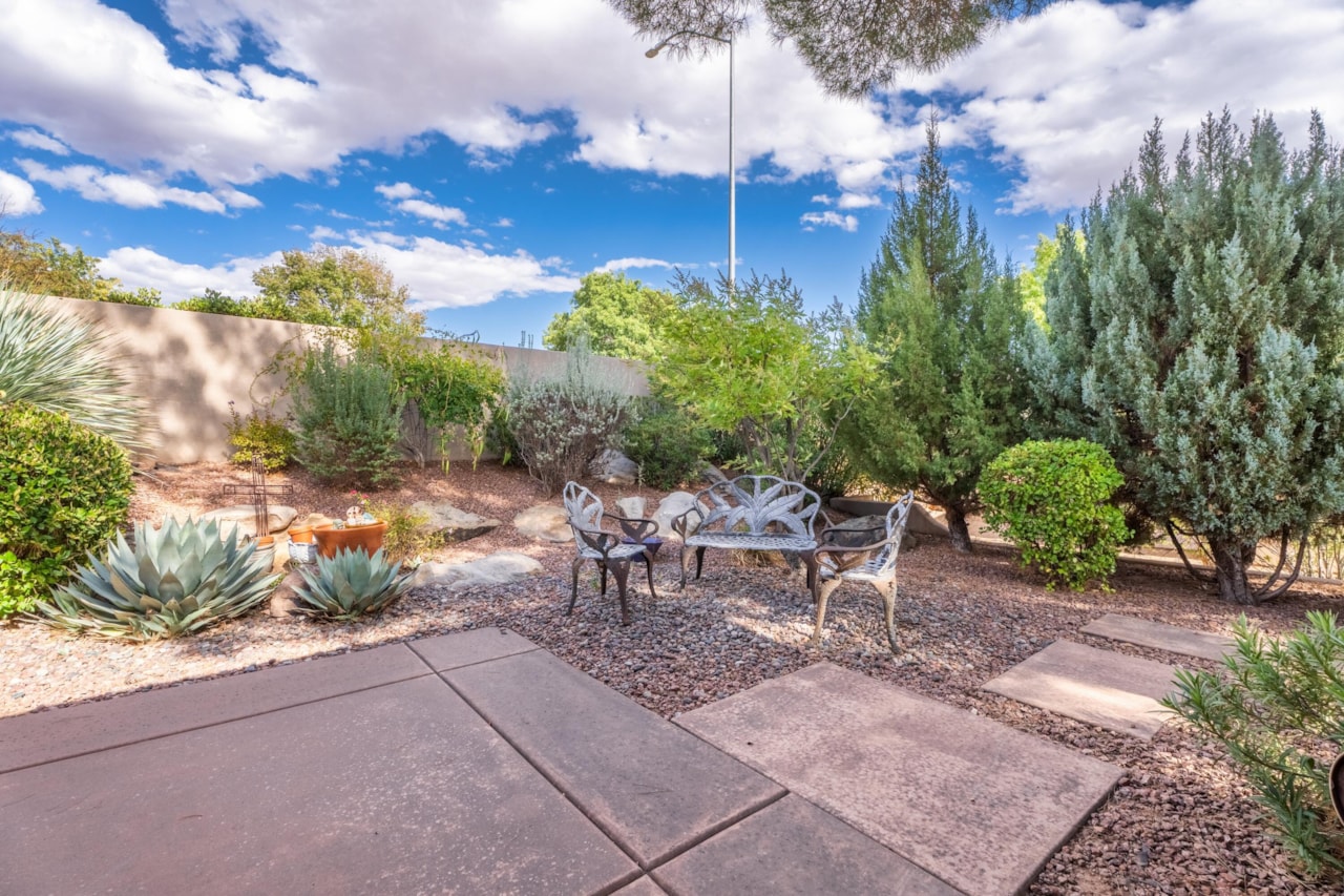 1858 W 10  N St George, UT 84770 home for sale, MLS#25-265718 - Erika Rogers Photo 59