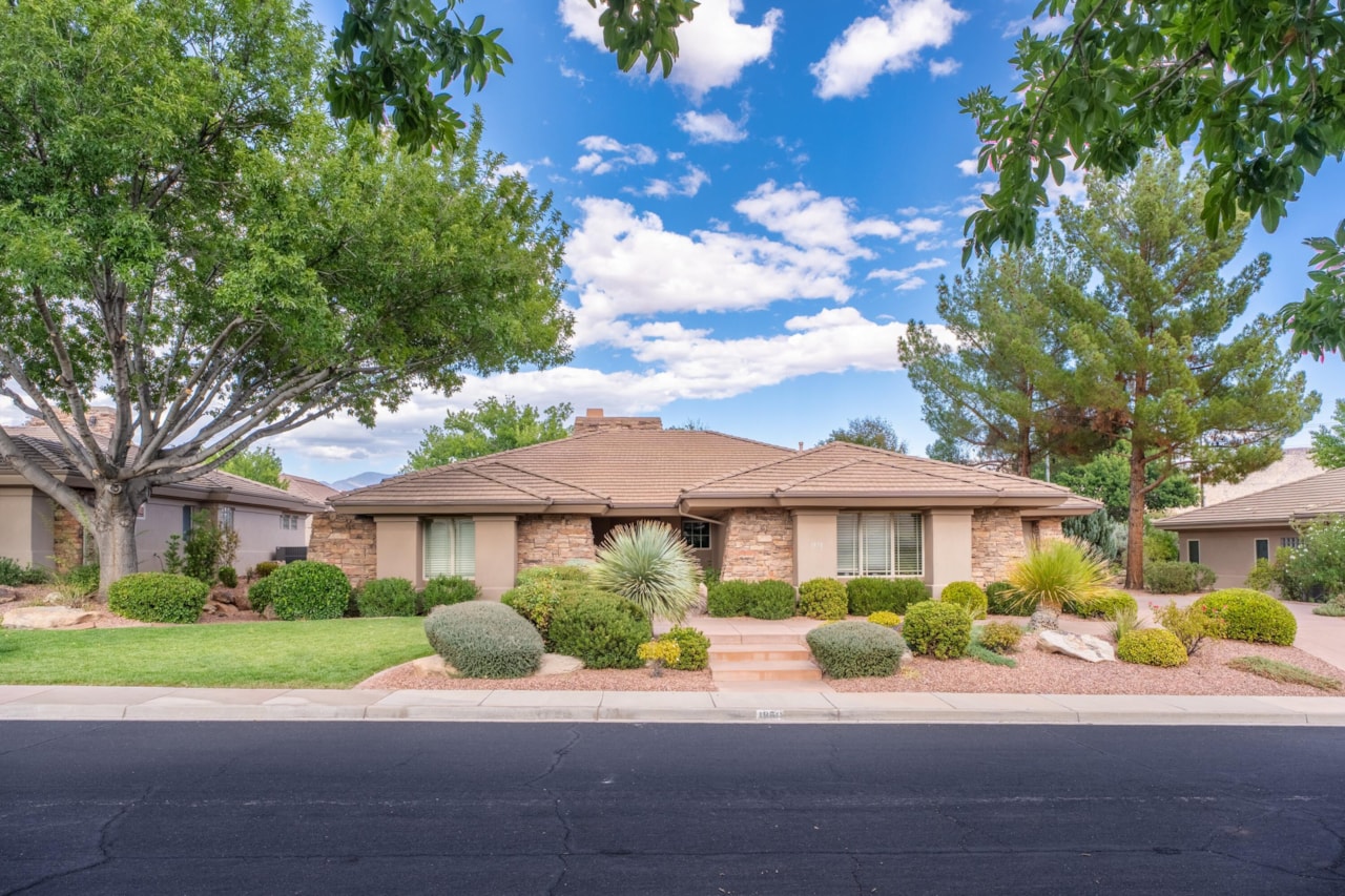 1858 W 10  N St George, UT 84770 home for sale, MLS#25-265718 - Erika Rogers Photo 68