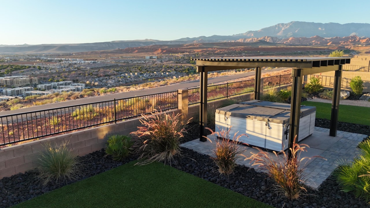 25 N Highland Parkway Washington, UT 84780 home for sale, MLS#25-265751 - Erika Rogers Photo 2