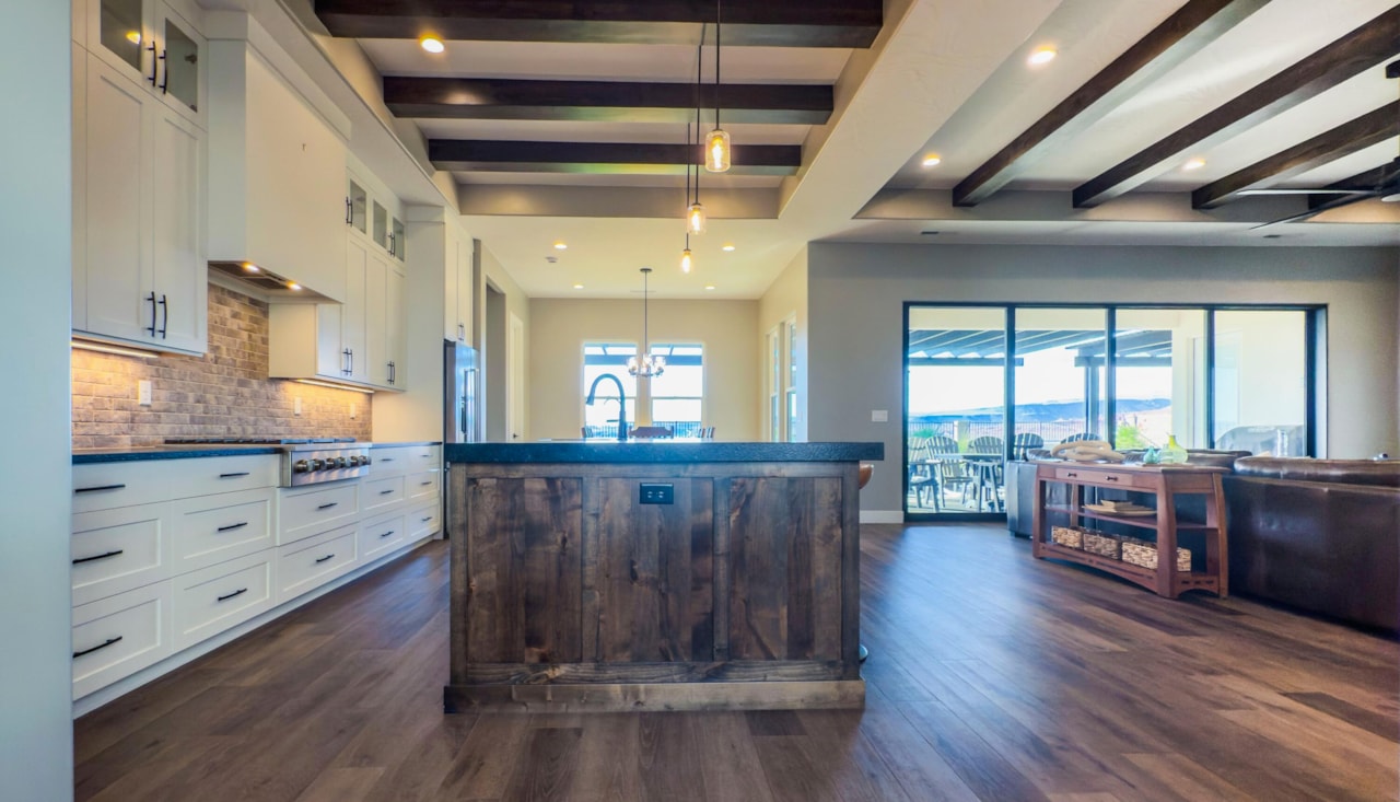 25 N Highland Parkway Washington, UT 84780 home for sale, MLS#25-265751 - Erika Rogers Photo 12