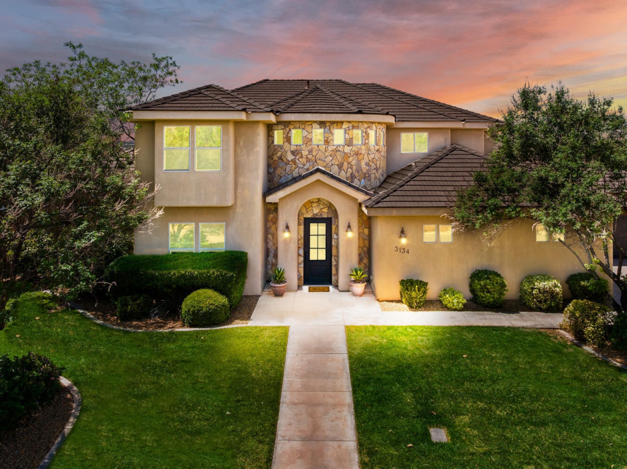 3134 S 355  W Washington, UT 84780 home for sale, MLS#25-260807 - Erika Rogers Photo 2