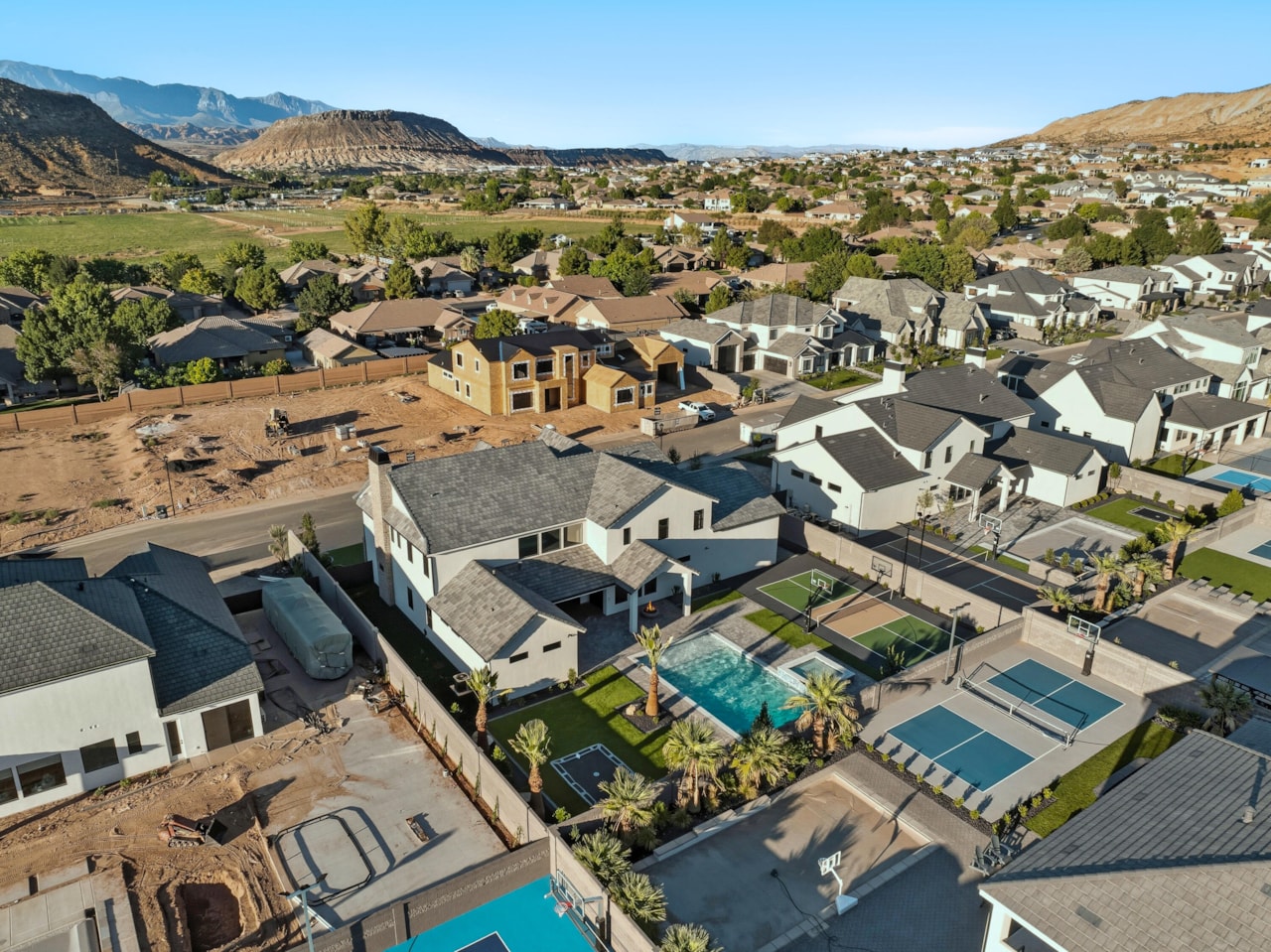 668 E Chloe LN Washington, UT 84780 home for sale, MLS#25-265754 - Erika Rogers Photo 83