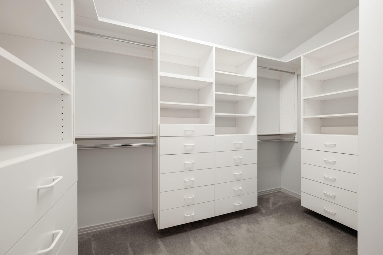 1630 E 2450  S #281 St George, UT 84790 home for sale, MLS#25-265755 - Erika Rogers Photo 15