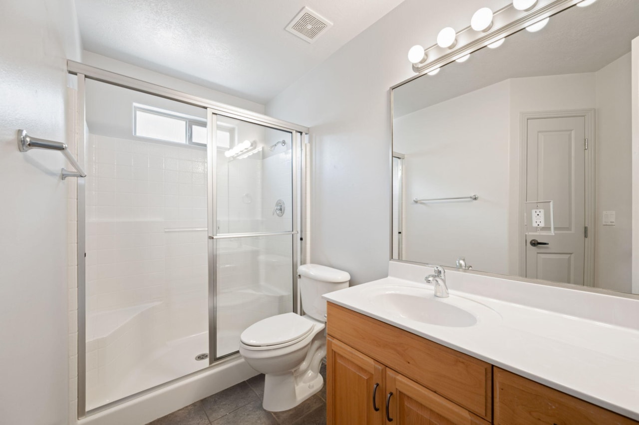 1630 E 2450  S #281 St George, UT 84790 home for sale, MLS#25-265755 - Erika Rogers Photo 18