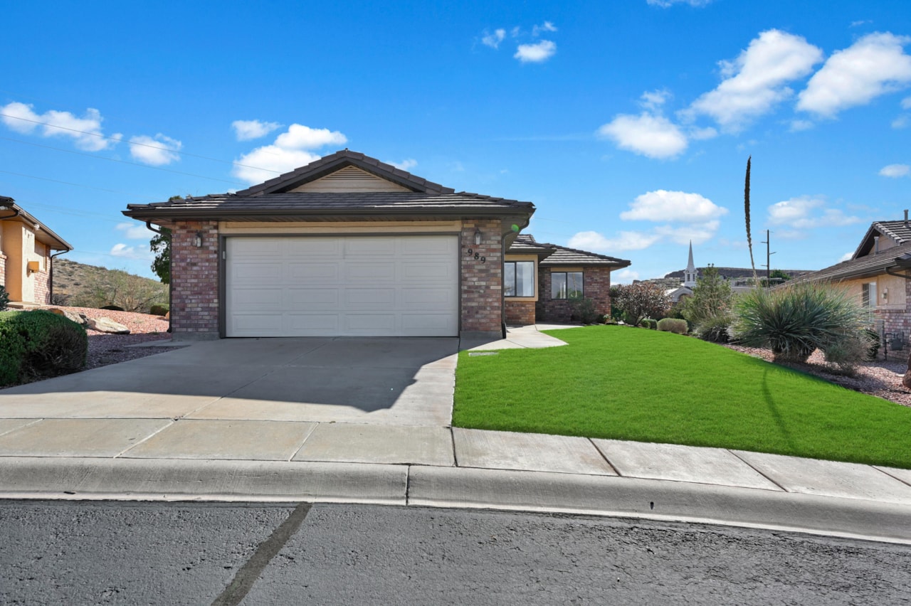 989 W Dover Way St George, UT 84770 home for sale, MLS#25-265759 - Erika Rogers Photo 35