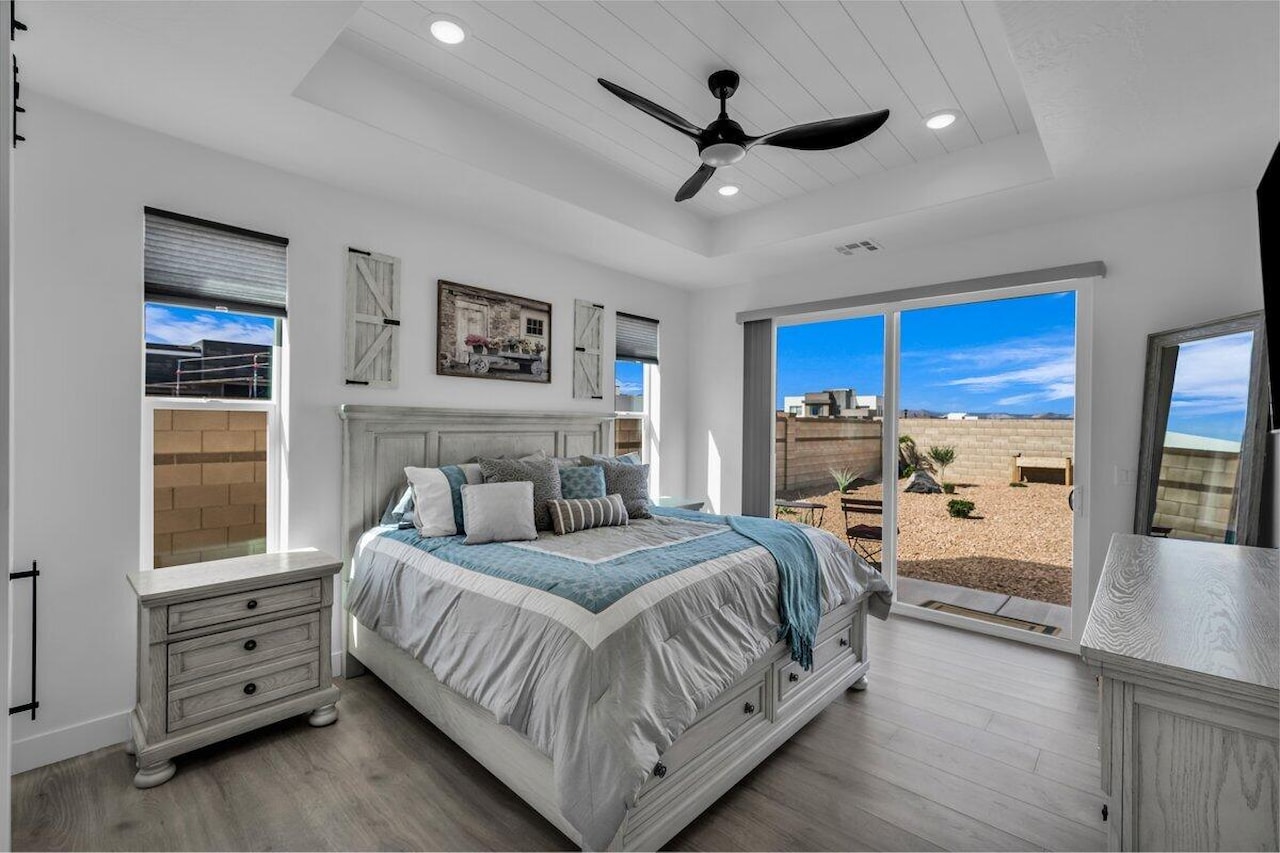 674 W Green Mountain DR St George, UT 84790 home for sale, MLS#25-265762 - Erika Rogers Photo 12