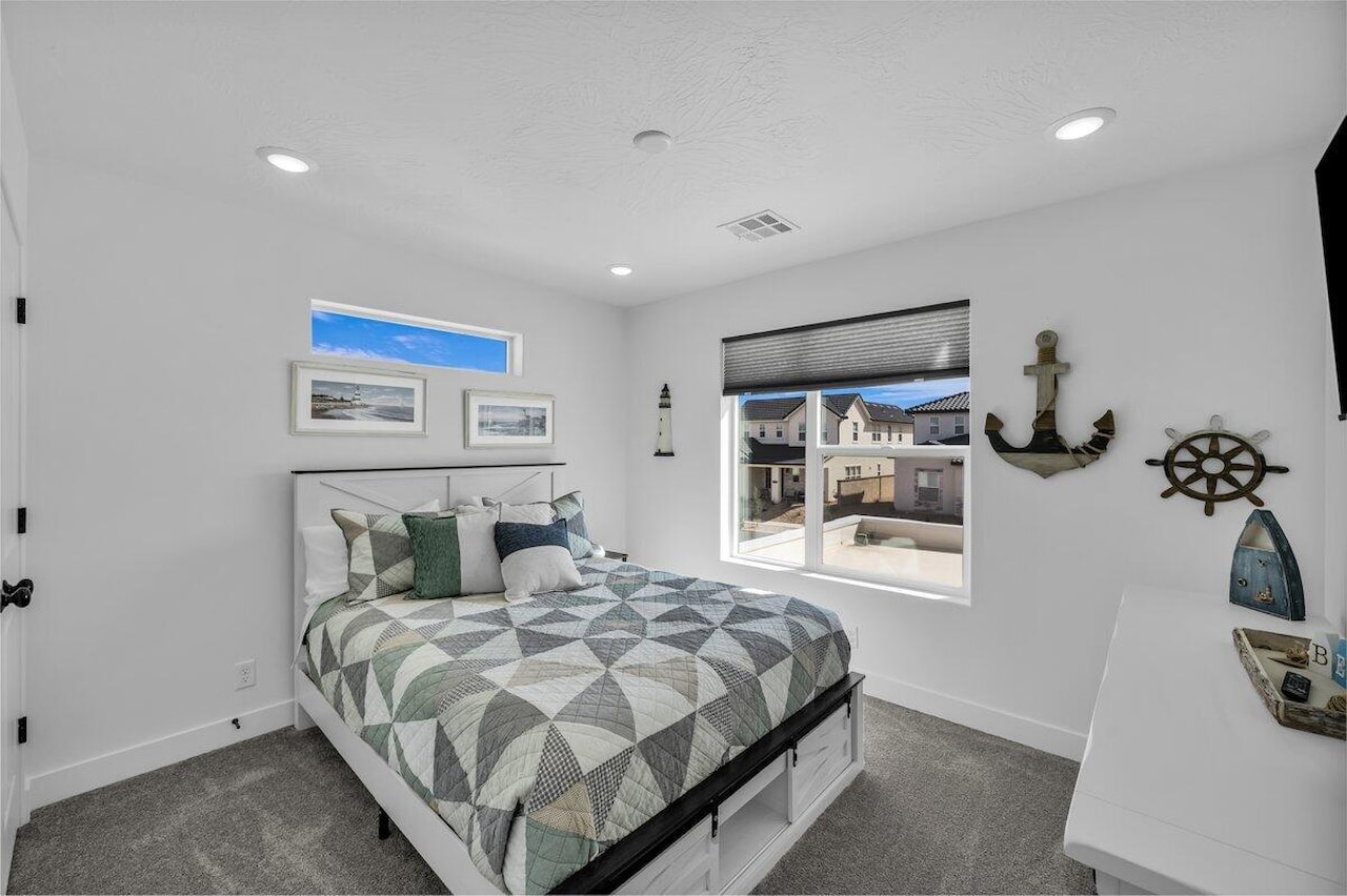 674 W Green Mountain DR St George, UT 84790 home for sale, MLS#25-265762 - Erika Rogers Photo 19