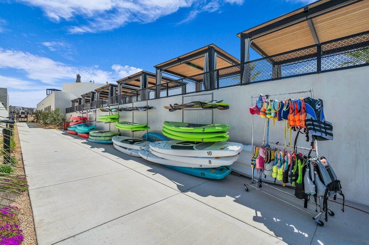 674 W Green Mountain DR St George, UT 84790 home for sale, MLS#25-265762 - Erika Rogers Photo 37