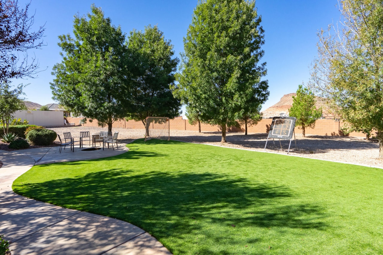 918 S Country Way Washington, UT 84780 home for sale, MLS#25-265766 - Erika Rogers Photo 50