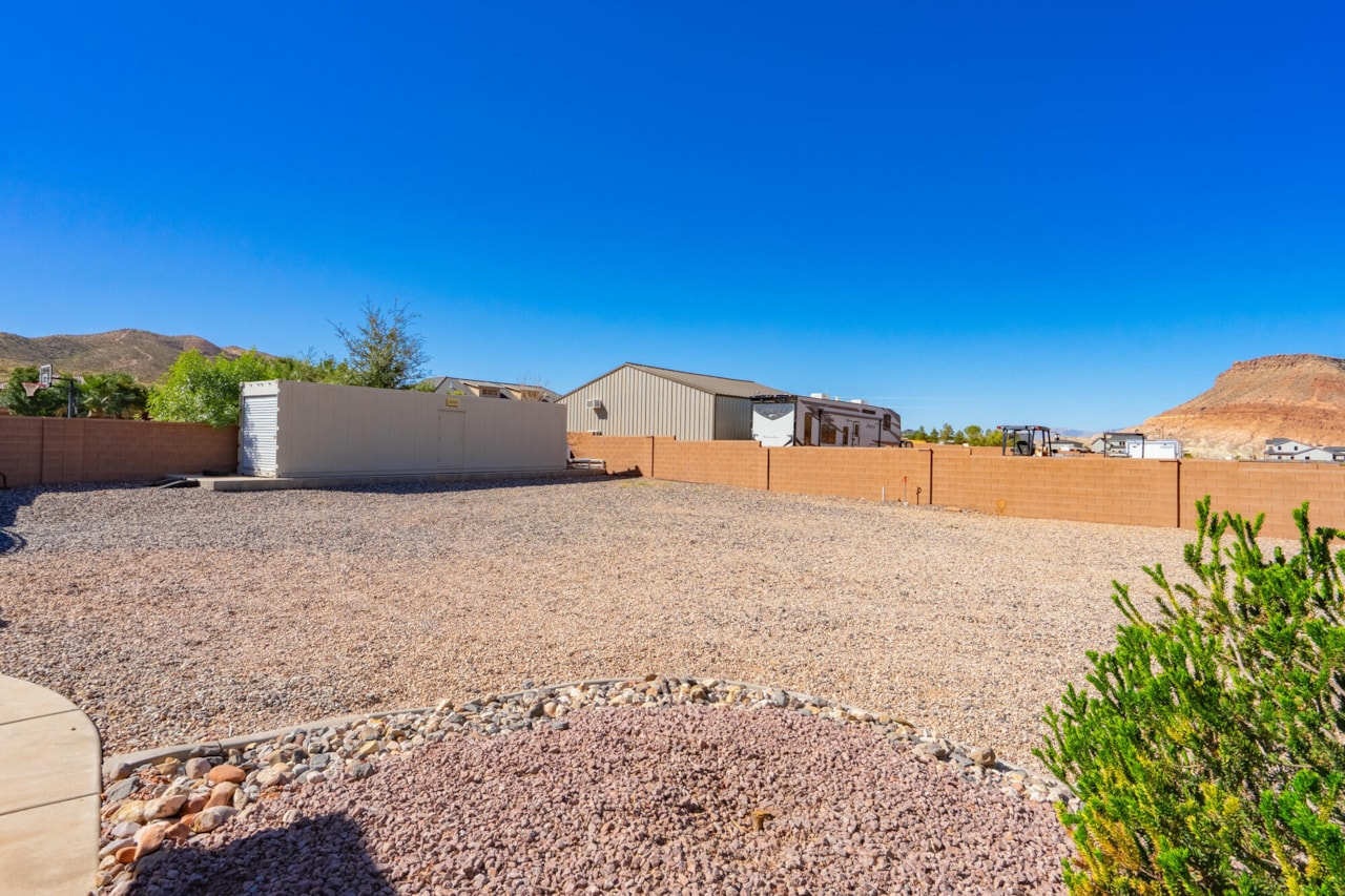 918 S Country Way Washington, UT 84780 home for sale, MLS#25-265766 - Erika Rogers Photo 52