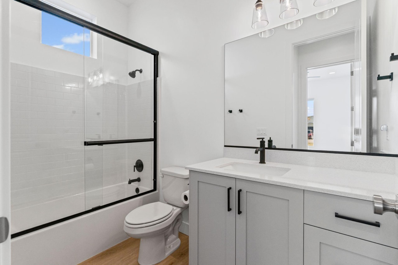 2911 E Snowberry DR St George, UT 84790 home for sale, MLS#25-265712 - Erika Rogers Photo 16