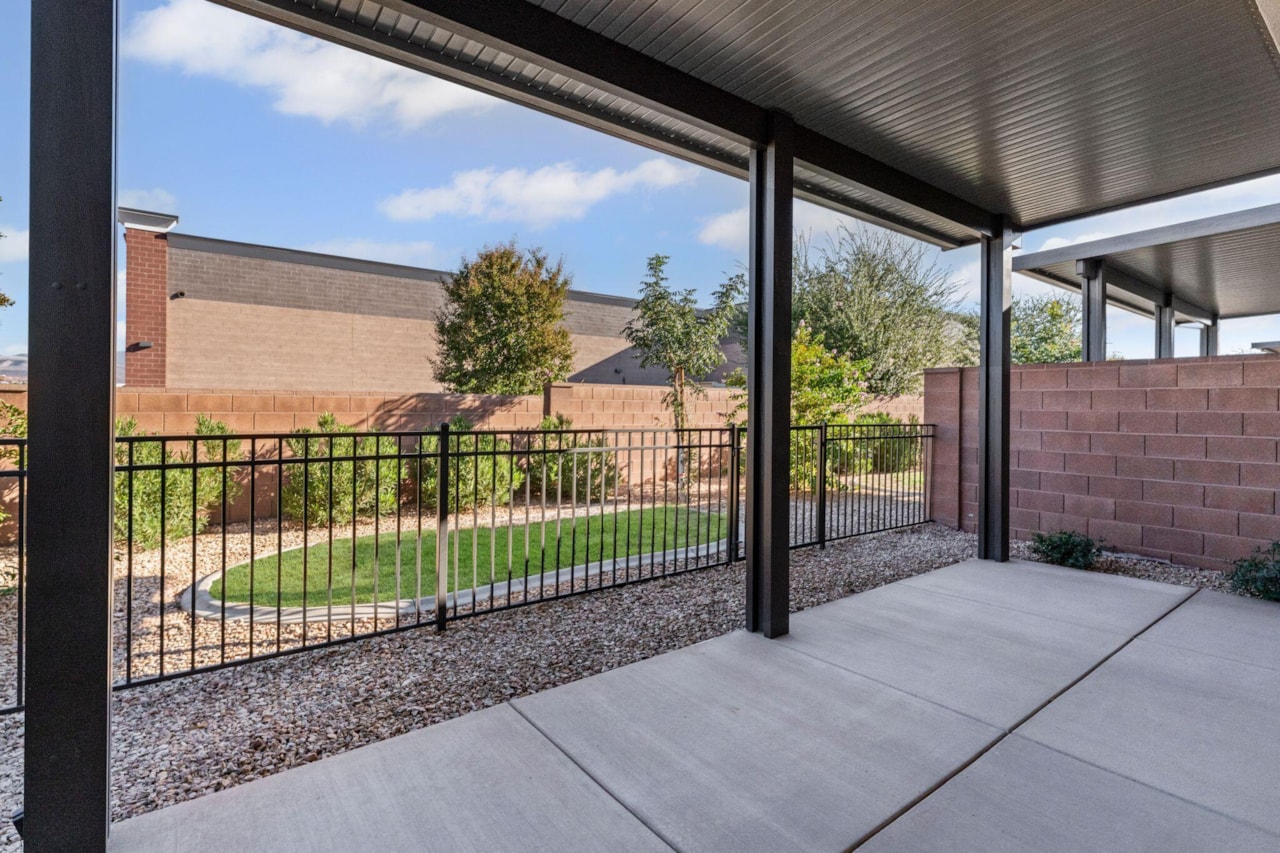 2911 E Snowberry DR St George, UT 84790 home for sale, MLS#25-265712 - Erika Rogers Photo 34