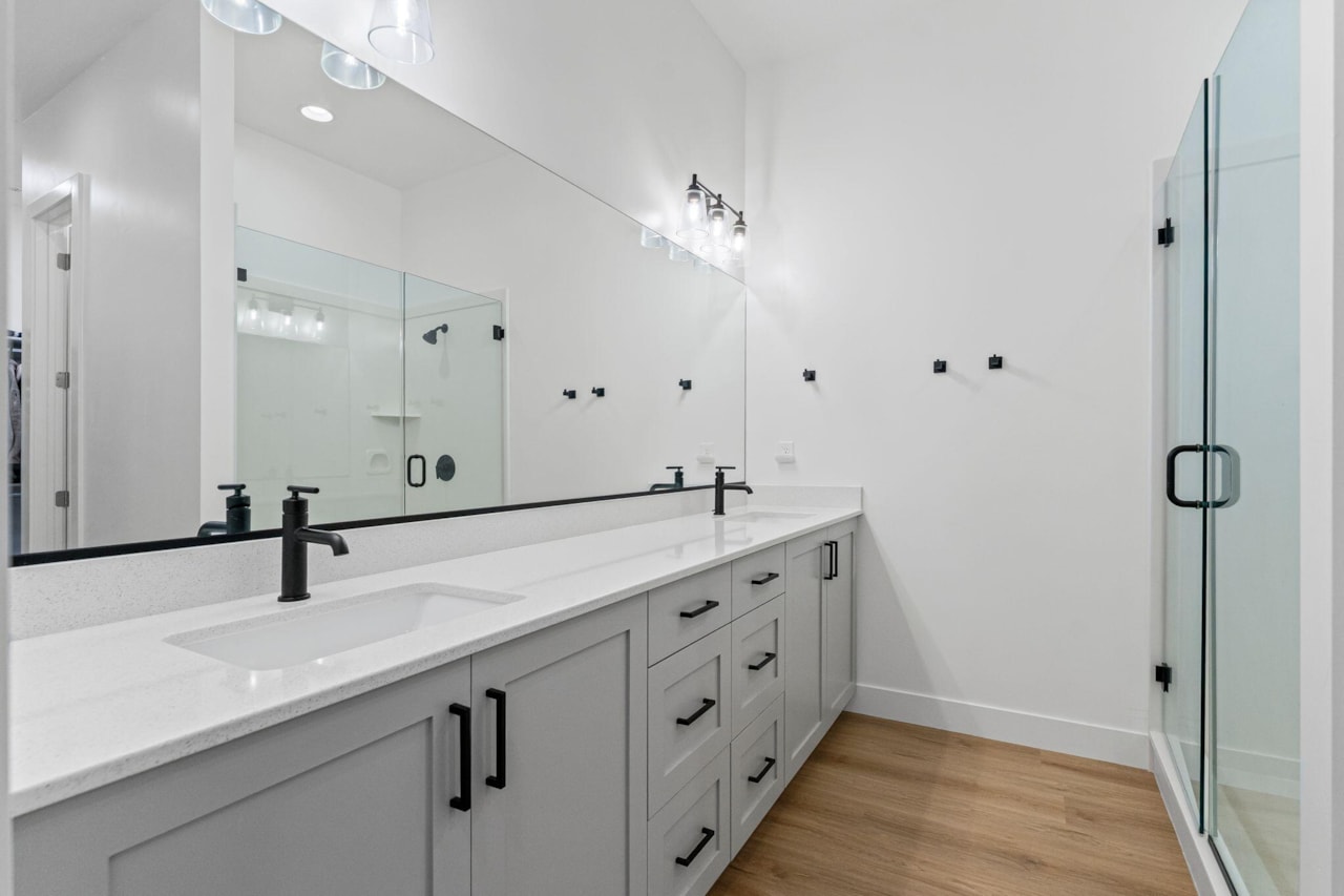 2911 E Snowberry DR St George, UT 84790 home for sale, MLS#25-265712 - Erika Rogers Photo 28