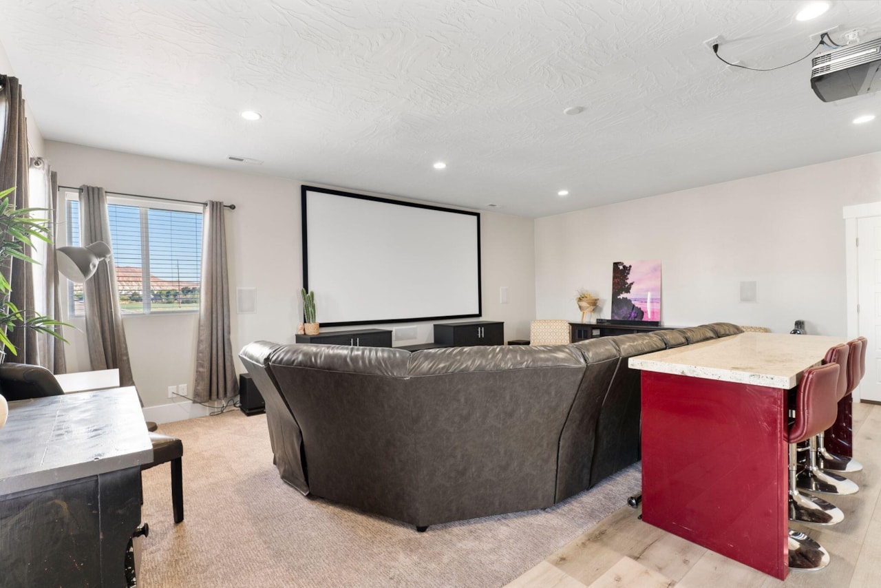 2582 S Songbird CIR Washington, UT 84780 home for sale, MLS#25-265785 - Erika Rogers Photo 44