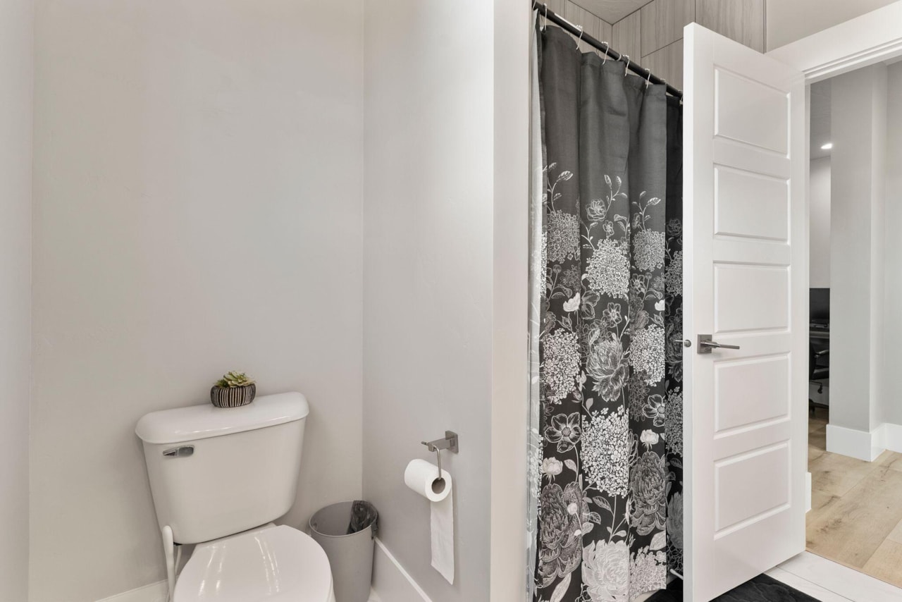 2582 S Songbird CIR Washington, UT 84780 home for sale, MLS#25-265785 - Erika Rogers Photo 50