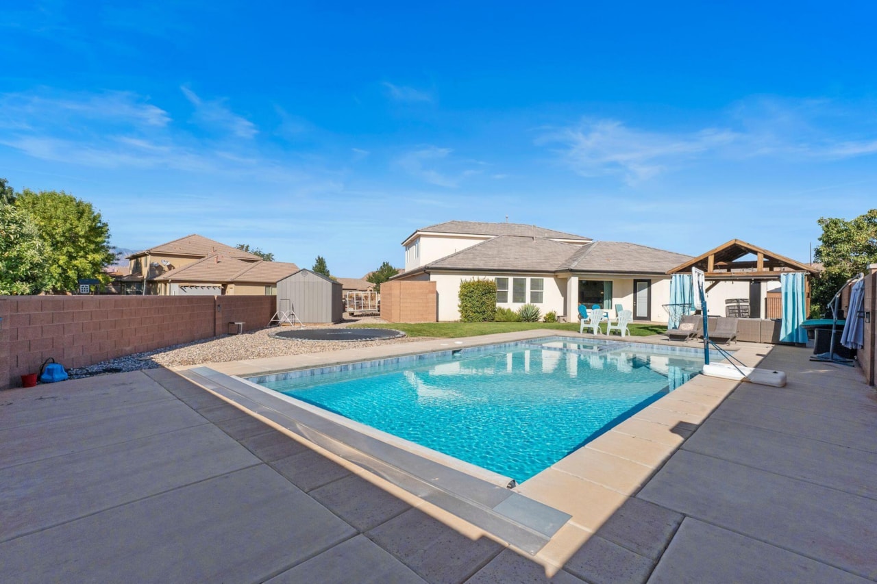 2582 S Songbird CIR Washington, UT 84780 home for sale, MLS#25-265785 - Erika Rogers Photo 15