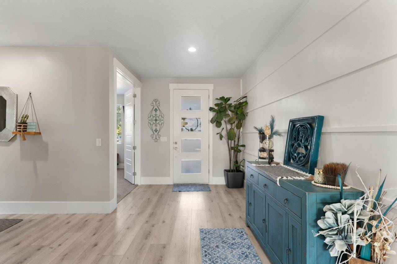 2582 S Songbird CIR Washington, UT 84780 home for sale, MLS#25-265785 - Erika Rogers Photo 22