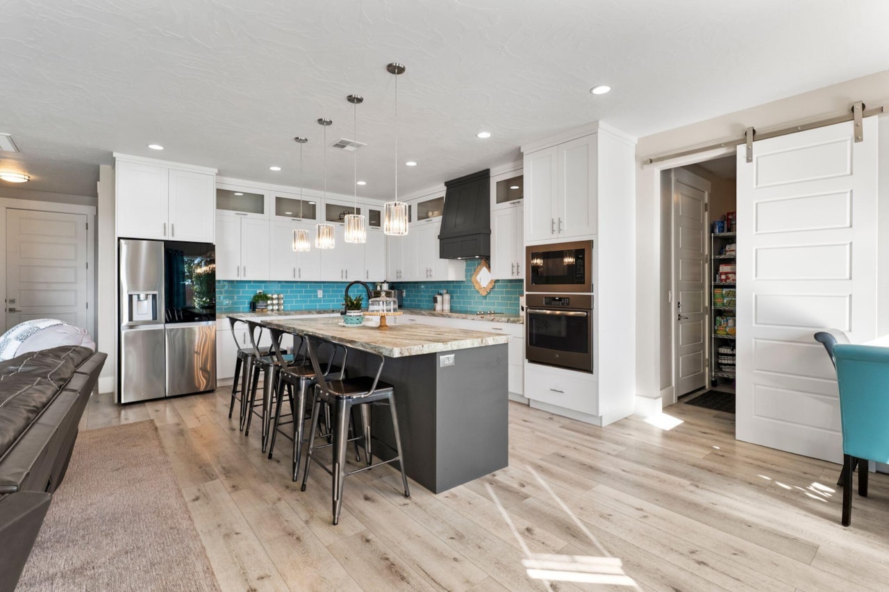 2582 S Songbird CIR Washington, UT 84780 home for sale, MLS#25-265785 - Erika Rogers Photo 34