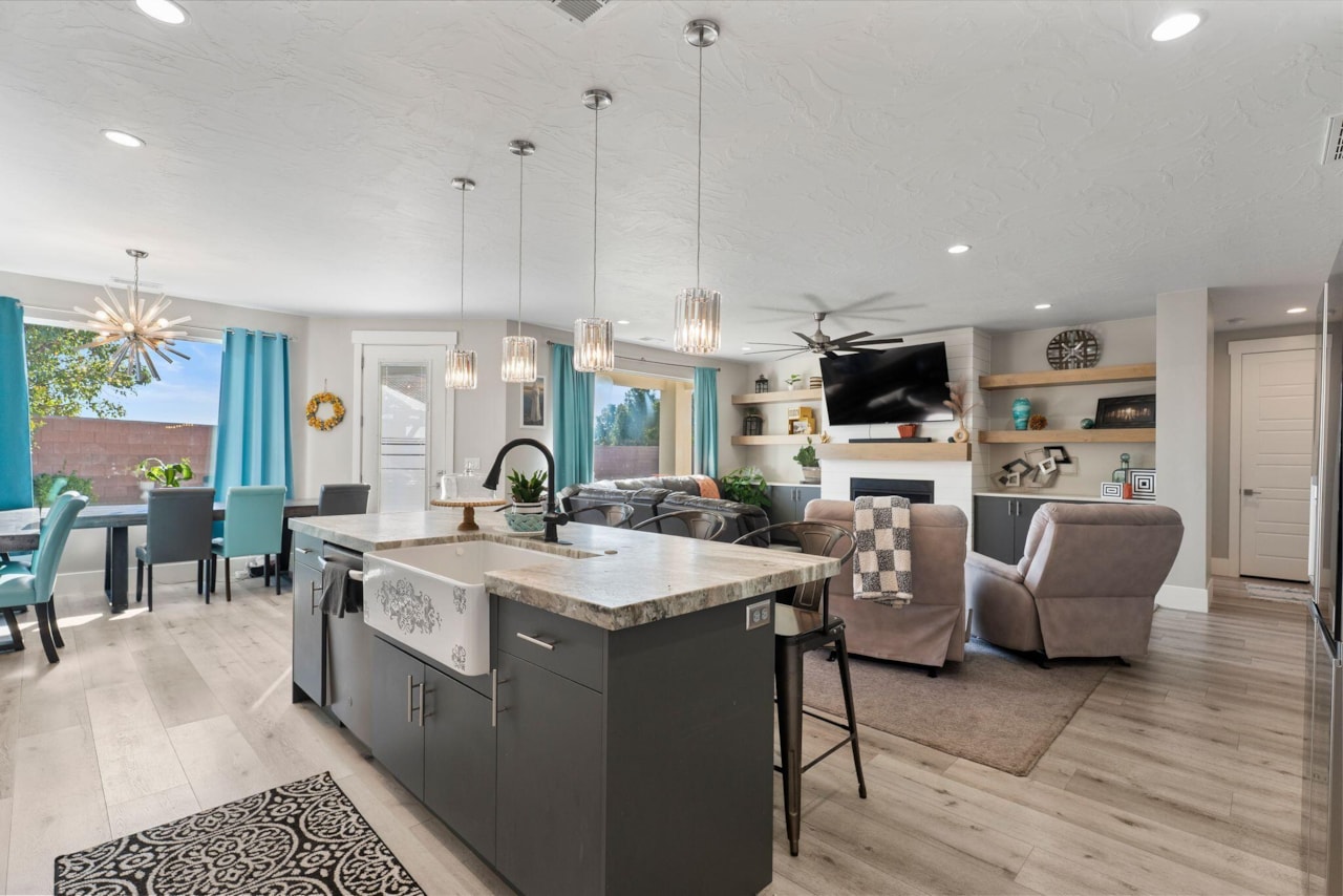 2582 S Songbird CIR Washington, UT 84780 home for sale, MLS#25-265785 - Erika Rogers Photo 37