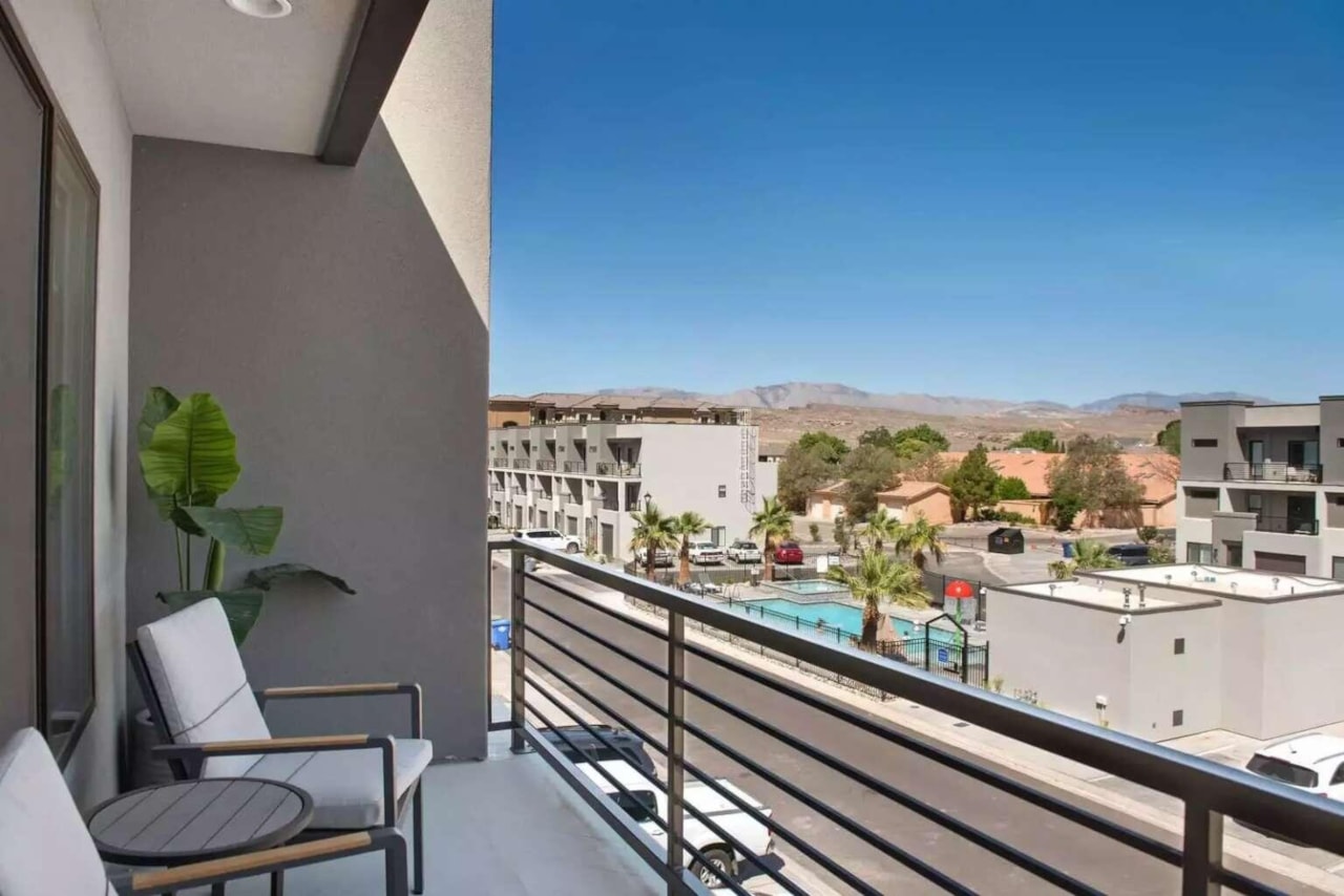 1143 S Gap Canyon Parkway #13 St George, UT 84770 home for sale, MLS#25-265816 - Erika Rogers Photo 28