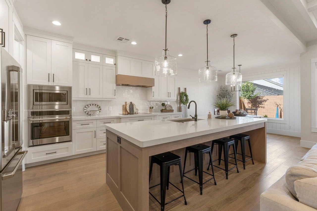 324 S Beck DR Washington, UT 84780 home for sale, MLS#25-265404 - Erika Rogers Photo 10