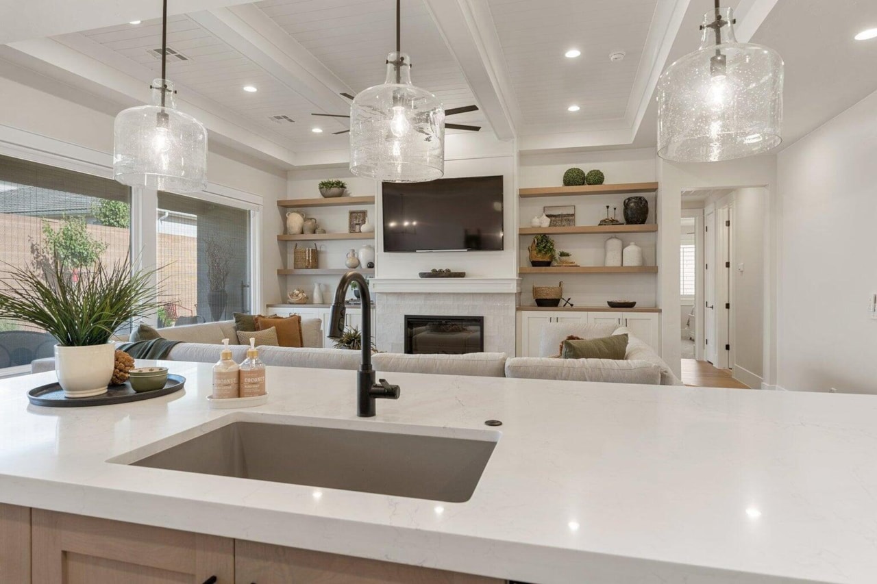 324 S Beck DR Washington, UT 84780 home for sale, MLS#25-265404 - Erika Rogers Photo 12