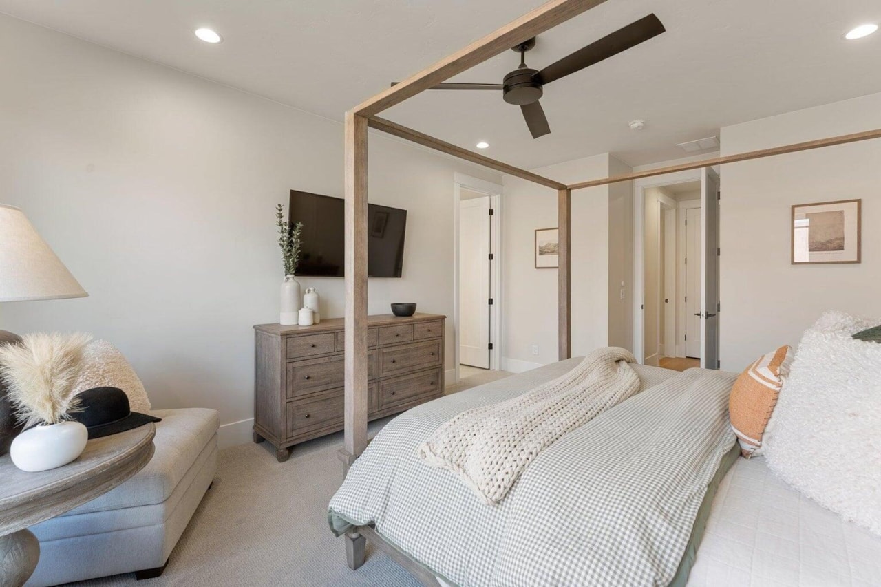 324 S Beck DR Washington, UT 84780 home for sale, MLS#25-265404 - Erika Rogers Photo 17