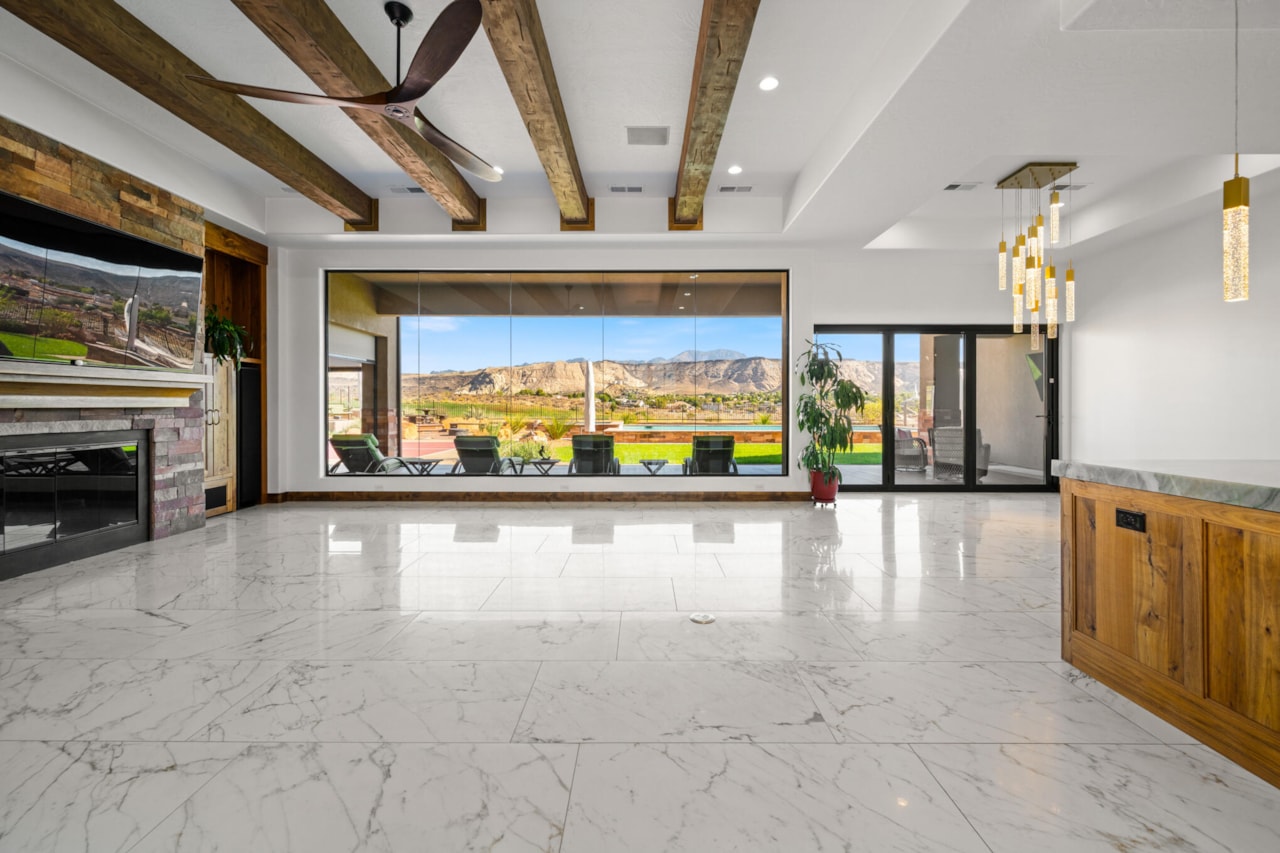 2082 W Long Sky DR St George, UT 84770 home for sale, MLS#25-265859 - Erika Rogers Photo 14