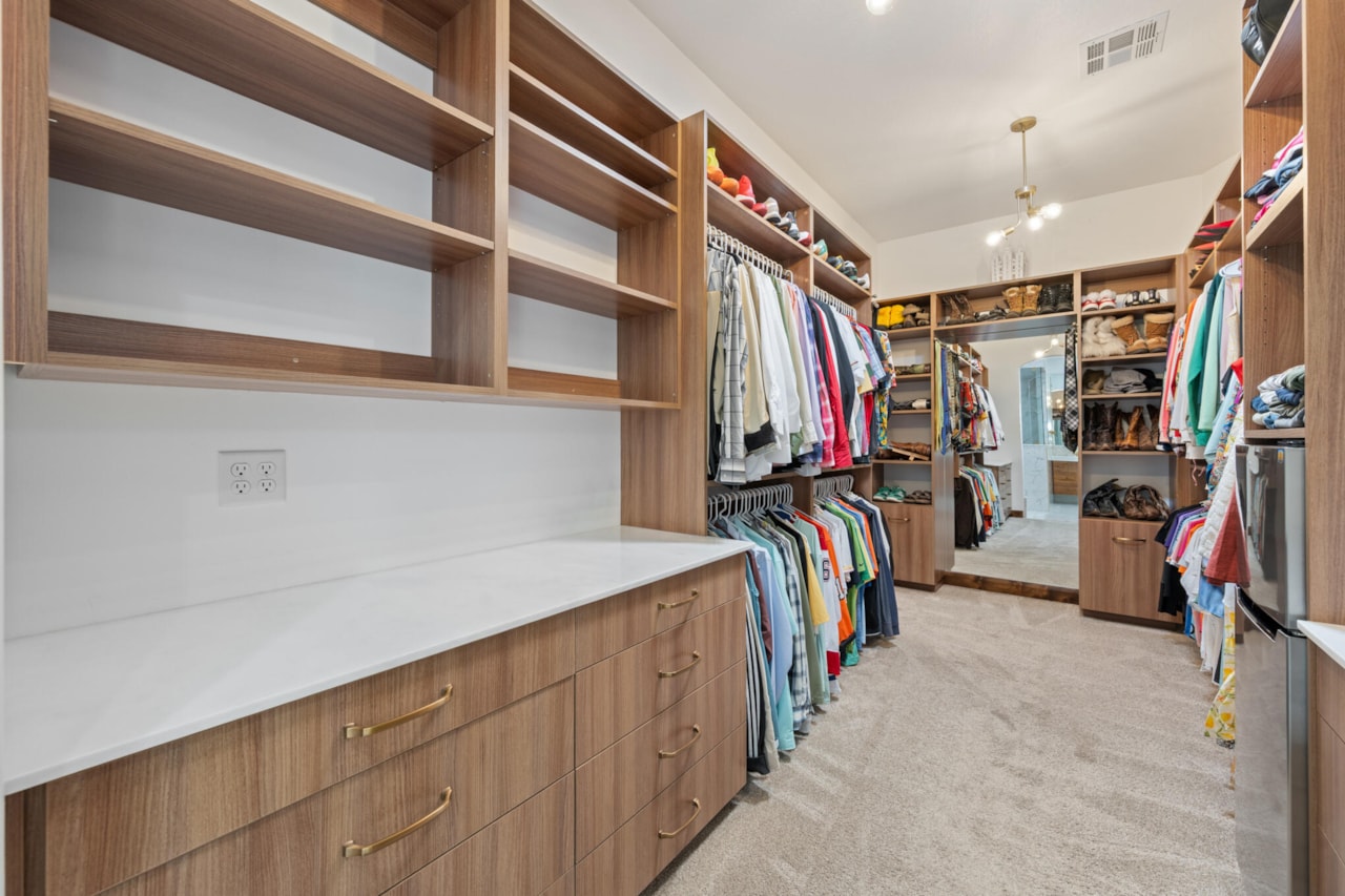 2082 W Long Sky DR St George, UT 84770 home for sale, MLS#25-265859 - Erika Rogers Photo 29