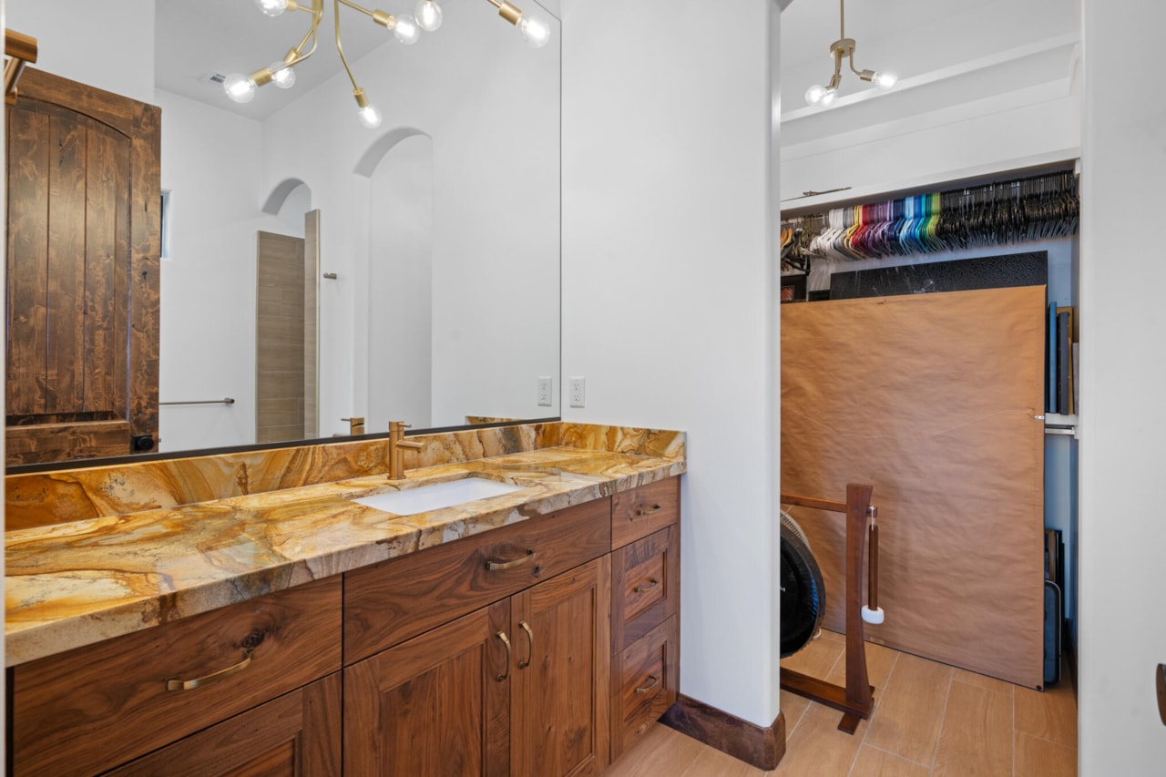 2082 W Long Sky DR St George, UT 84770 home for sale, MLS#25-265859 - Erika Rogers Photo 44