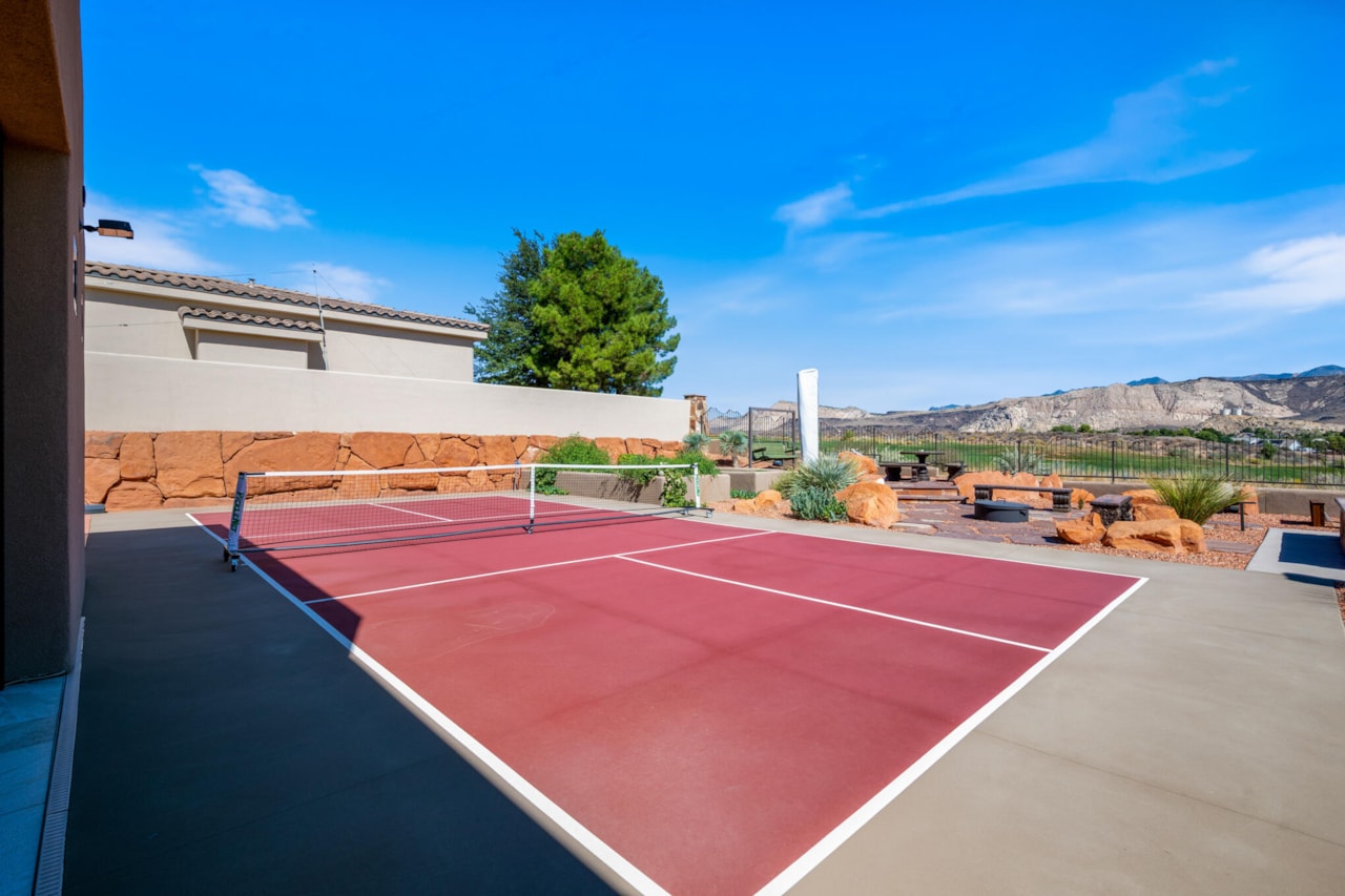 2082 W Long Sky DR St George, UT 84770 home for sale, MLS#25-265859 - Erika Rogers Photo 56