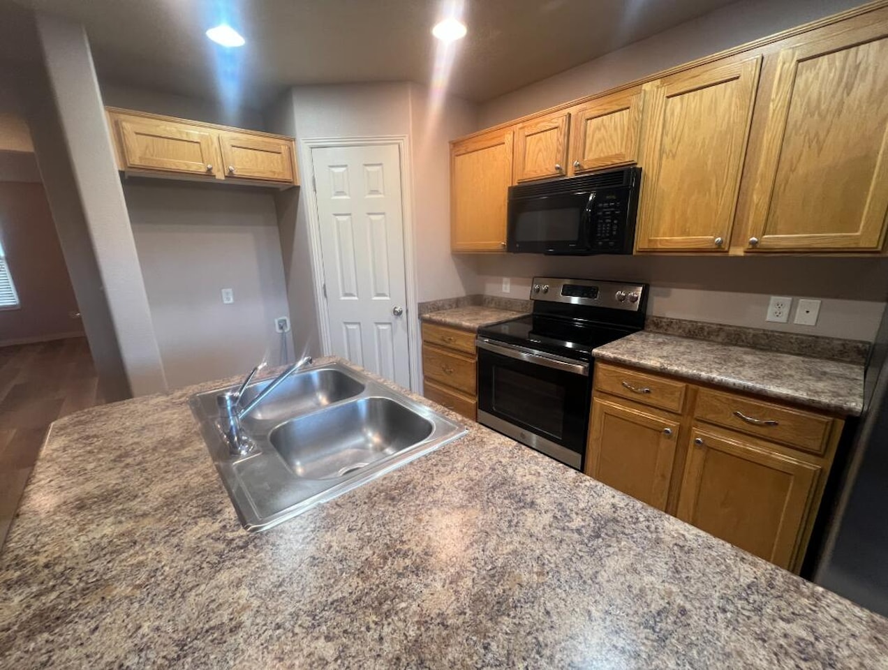 3155 S Hidden Valley #237 St George, UT 84790 home for sale, MLS#25-265862 - Erika Rogers Photo 6