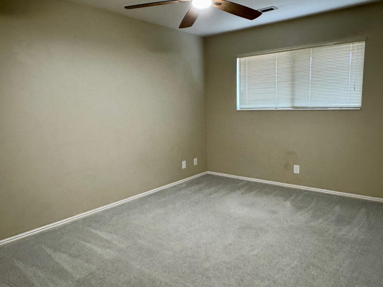 840 S 400  E #58 St George, UT 84770 home for sale, MLS#25-265891 - Erika Rogers Photo 12